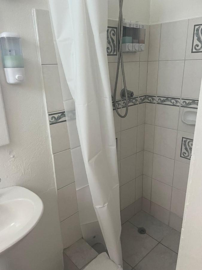 Nautilus Ocean Suites Бриджтаун Экстерьер фото